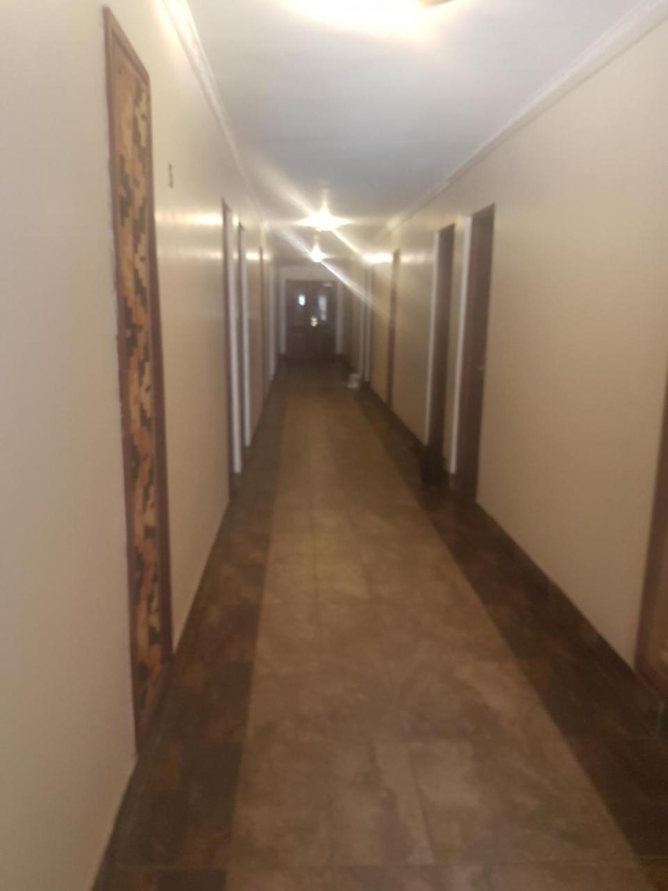 The Vic Hotel キスム エクステリア 写真